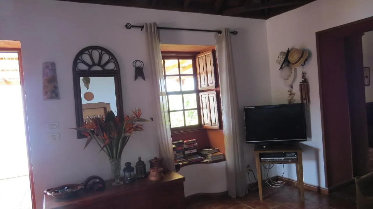 Villa Tiarosalia Tijarafe Ferienhaus